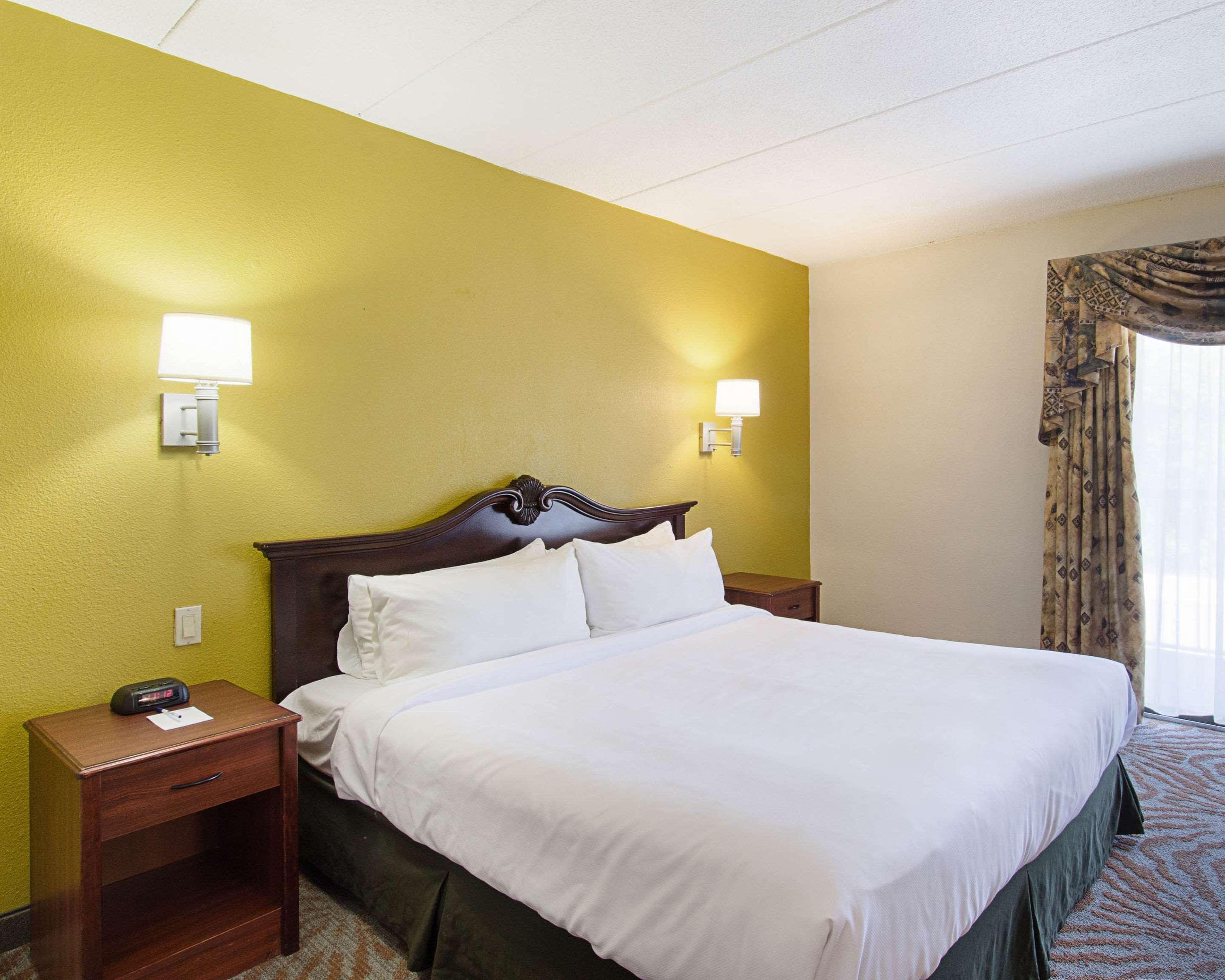 Quality Inn & Suites Worcester Luaran gambar